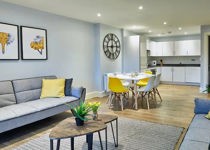 Elegant Plus Luxury Apartments