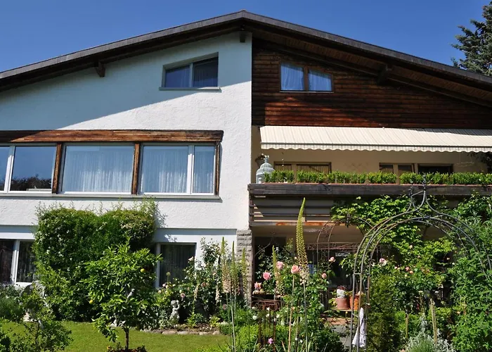 Bed&Breakfast Im Röseligarten