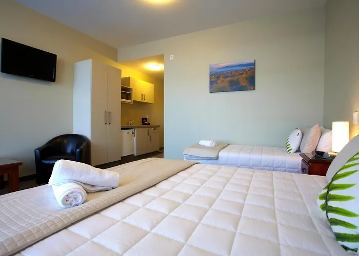 Stumpers Hotel