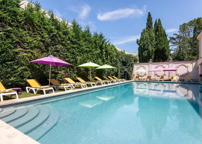 Hotel Mireille
