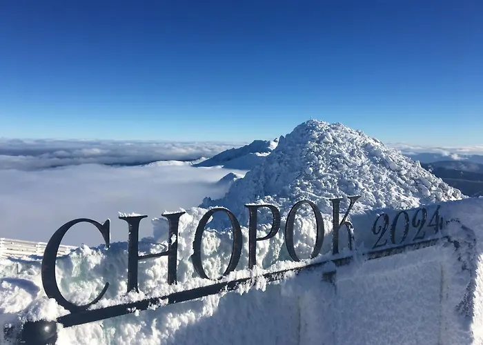Noc Na Chopku, Rotunda