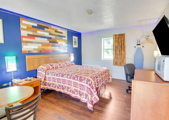 Scottish Inns Collinsville - Martinsville