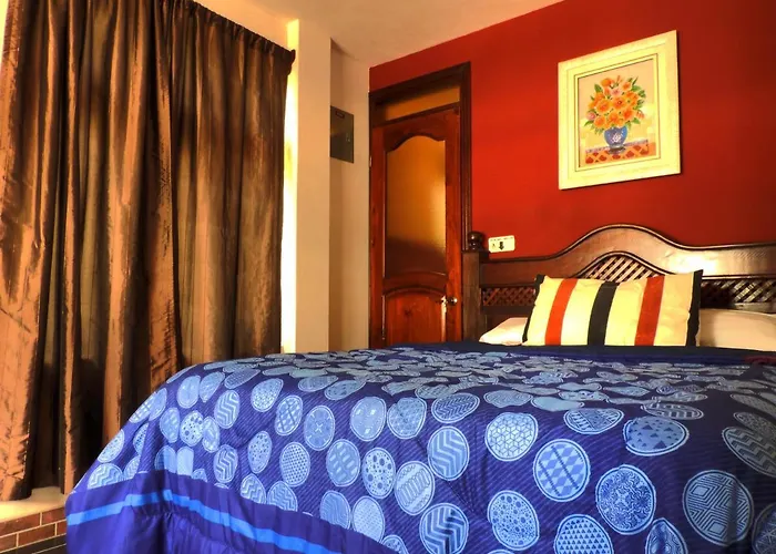 Shanti Shanti Hotel & Restaurante