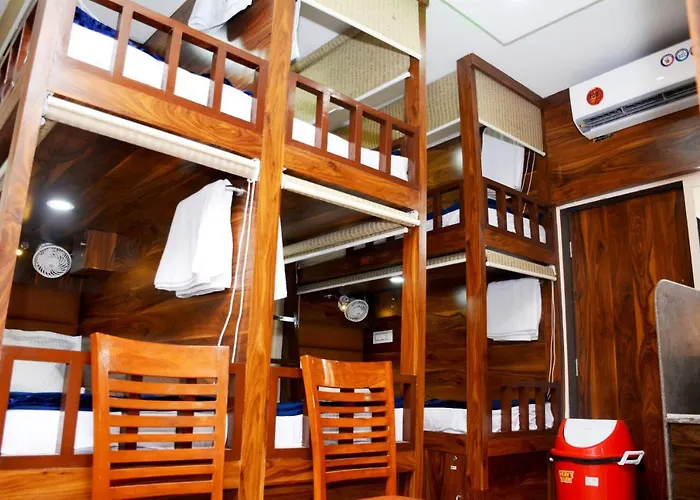 Hotel Nest N Rest - Mumbai