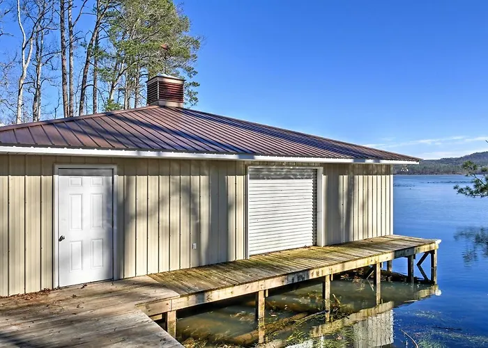 'Paradise Cove' Cabin W/ Boathouse & Dock