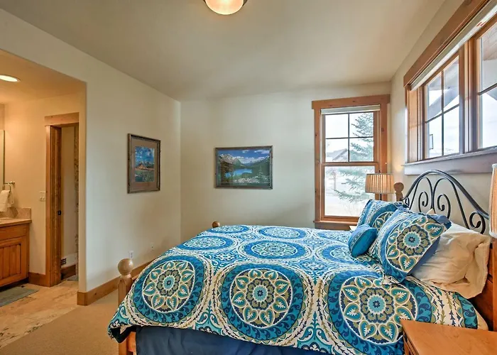 Mtn-View Gem W/ On-Site Golf! 3 Mi To Granby Ranch