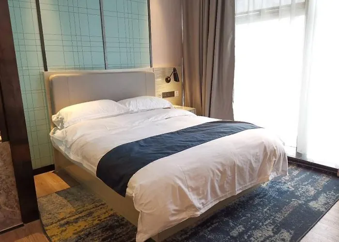 Greentree Eastern Lianyungang Jiaruibao Plaza Hotel