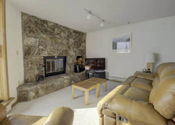 432 Marina Place Condo