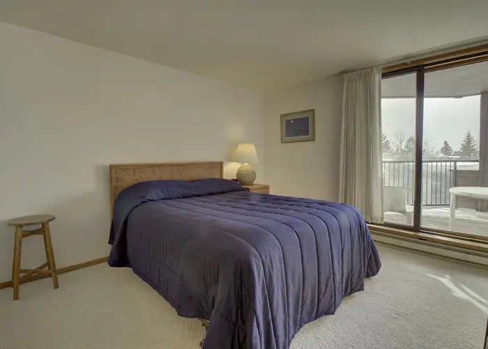 432 Marina Place Condo