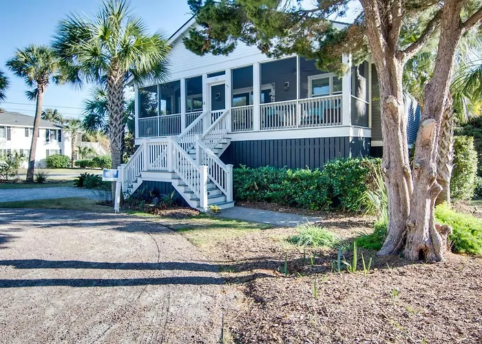 Carolina Boulevard 130
