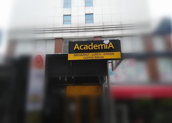 Academia Residence