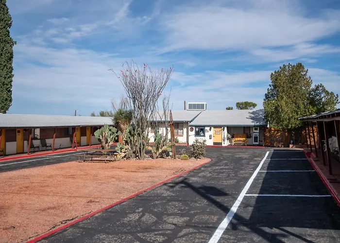 Larian Motel