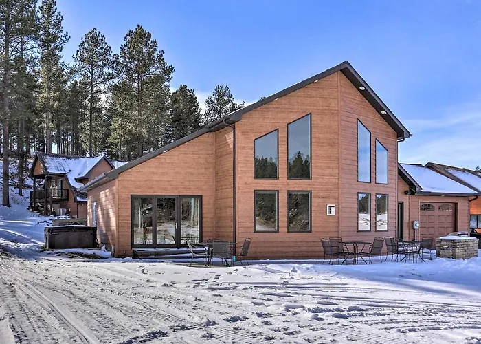 'Hakuna Matata Cabin' - 11 Mi To Mt Rushmore!
