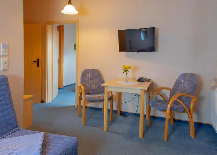 Christliche Gaestehaeuser Weinstrasse