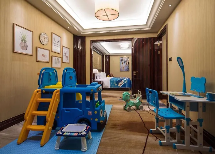 Wyndham Zhuji West