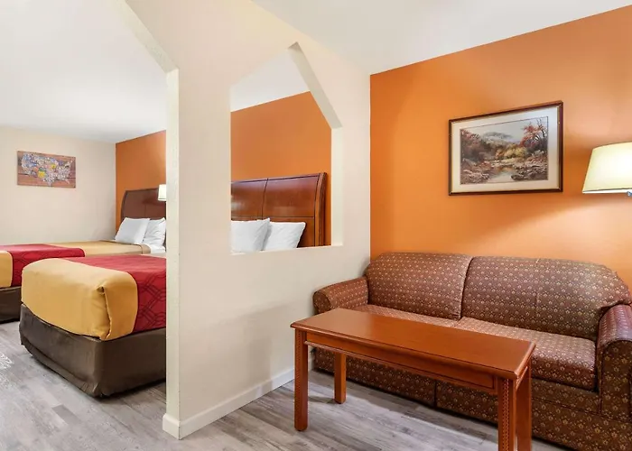 Carry On Inn & Suites