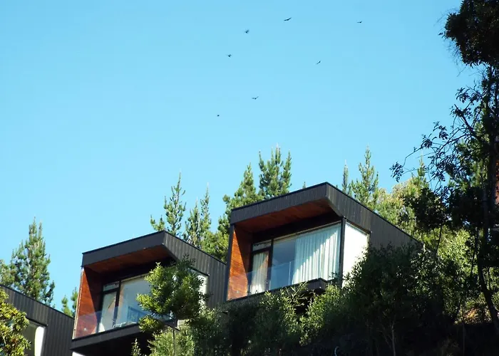 Pura Lodge