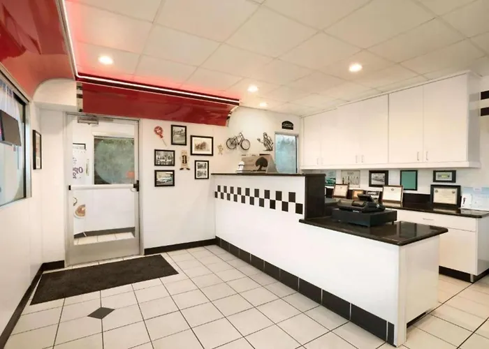 Travelodge By Wyndham Brunswick Near Fredrick