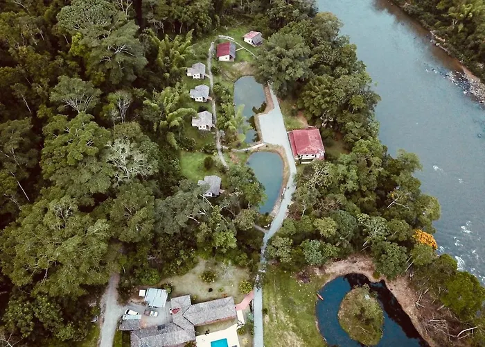 Jungle Lodge El Jardin Aleman